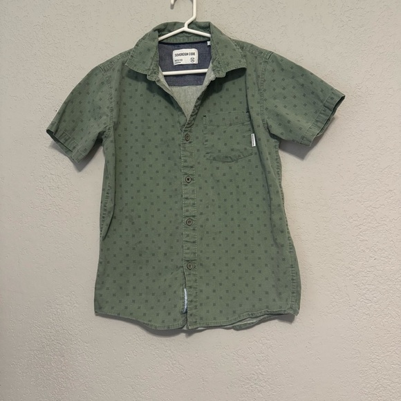 Kid's Sovereign Code Green Short Sleeve Button Down Shirt - Picture 2 of 10